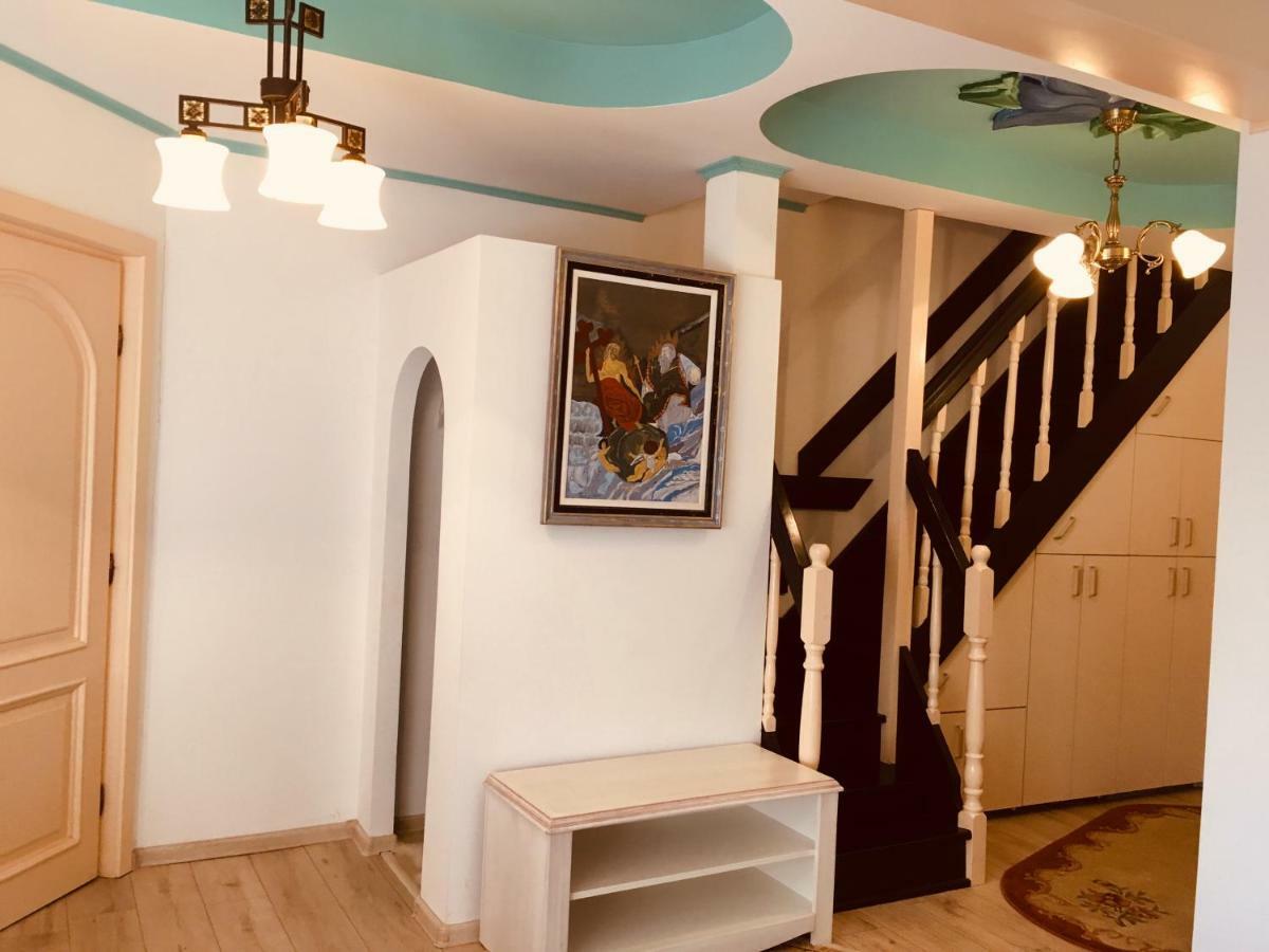 Presidential Apartment Σουκεάβα Εξωτερικό φωτογραφία